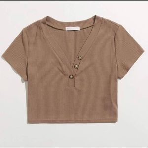 Top Solid Button Ribbed Crop Tee